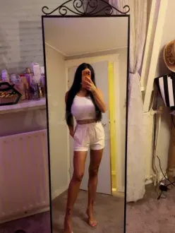 I am natural and real girl in Dam