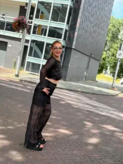 Hello i am Niko im new in the town in Apeldoorn