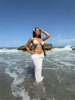 Kesha ortega in Dam