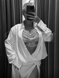 Art of erotic massage in Wie