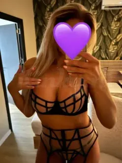 Hot girl in Echt