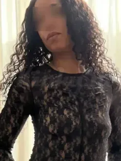 Eva klaar voor fijne date bij jouw thuis in Ee