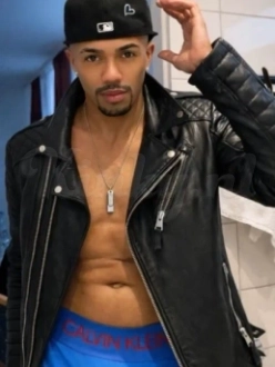 Felix | Private Fantasy & Roleplay Exper in Dam