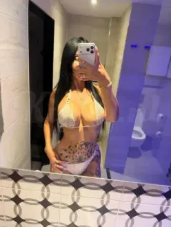 925 cc silicon boobs. in Dam